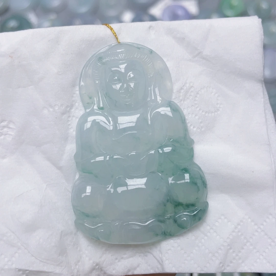 翡翠未镶嵌颈饰观音