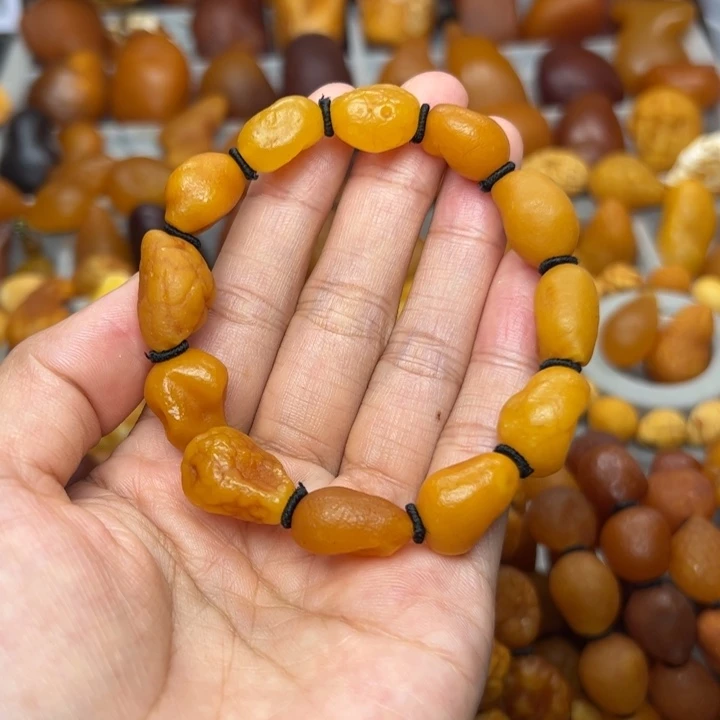 琥珀未镶嵌裸石天然蜜蜡