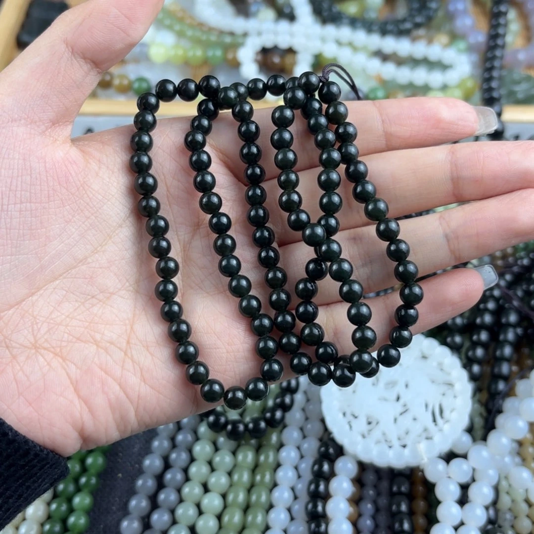 《***康和田玉未镶嵌颈饰