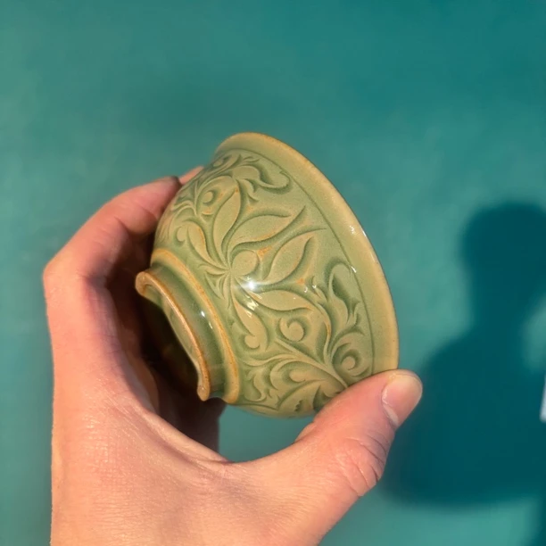 纯手工原矿陶瓷内外双刻花压手杯茶杯（以直播间展示为准）