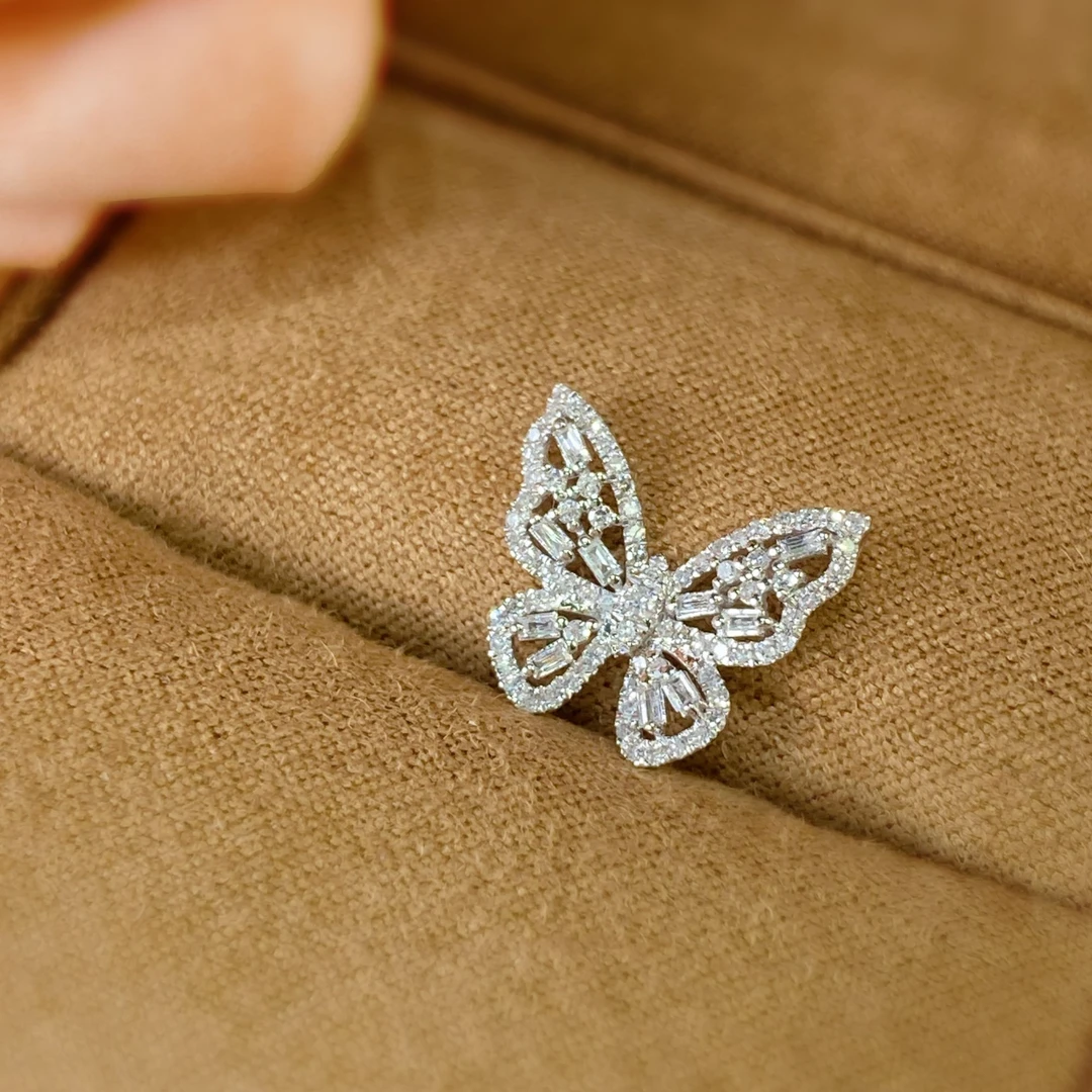 【欣阳】 40分 蝴蝶吊坠简约时尚设计款】