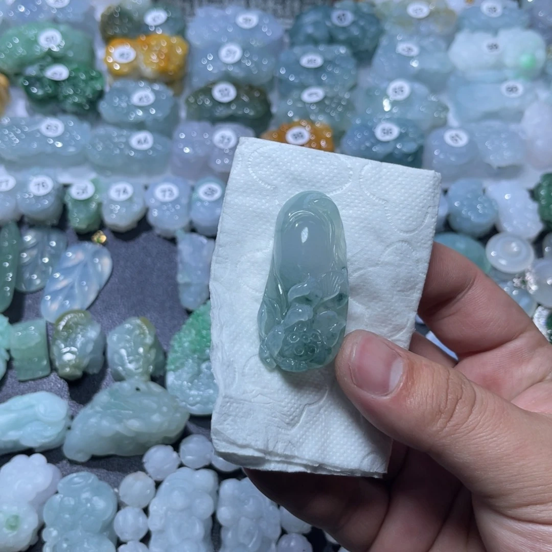 定制翡翠未镶嵌天然