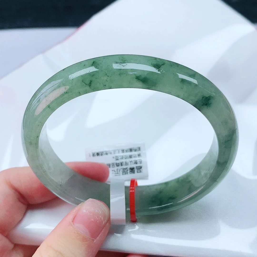 翡翠手镯未镶嵌56贵妃