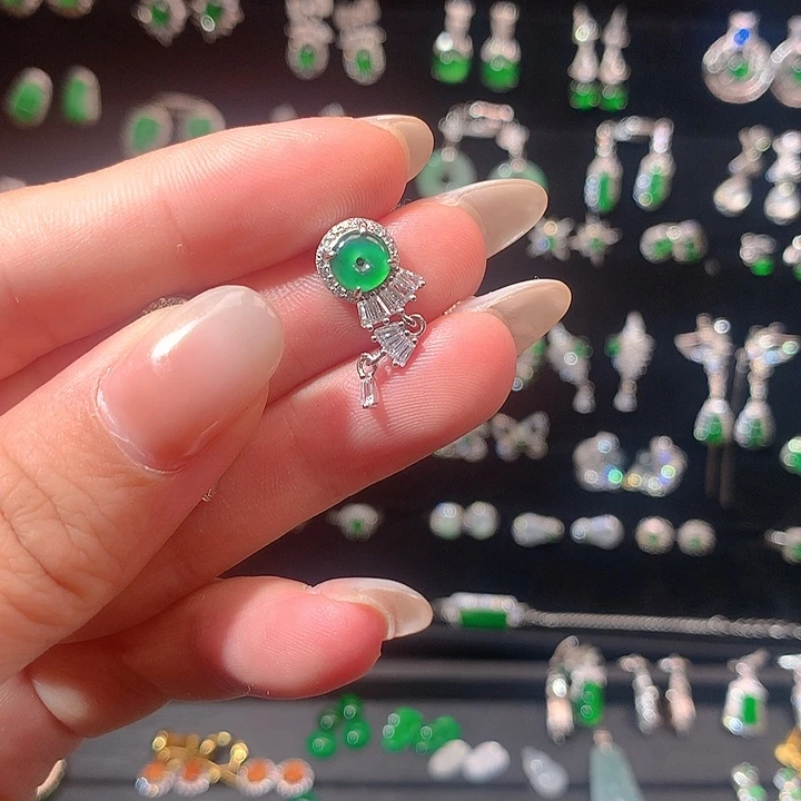 S***珊翡翠未镶嵌耳饰耳钉