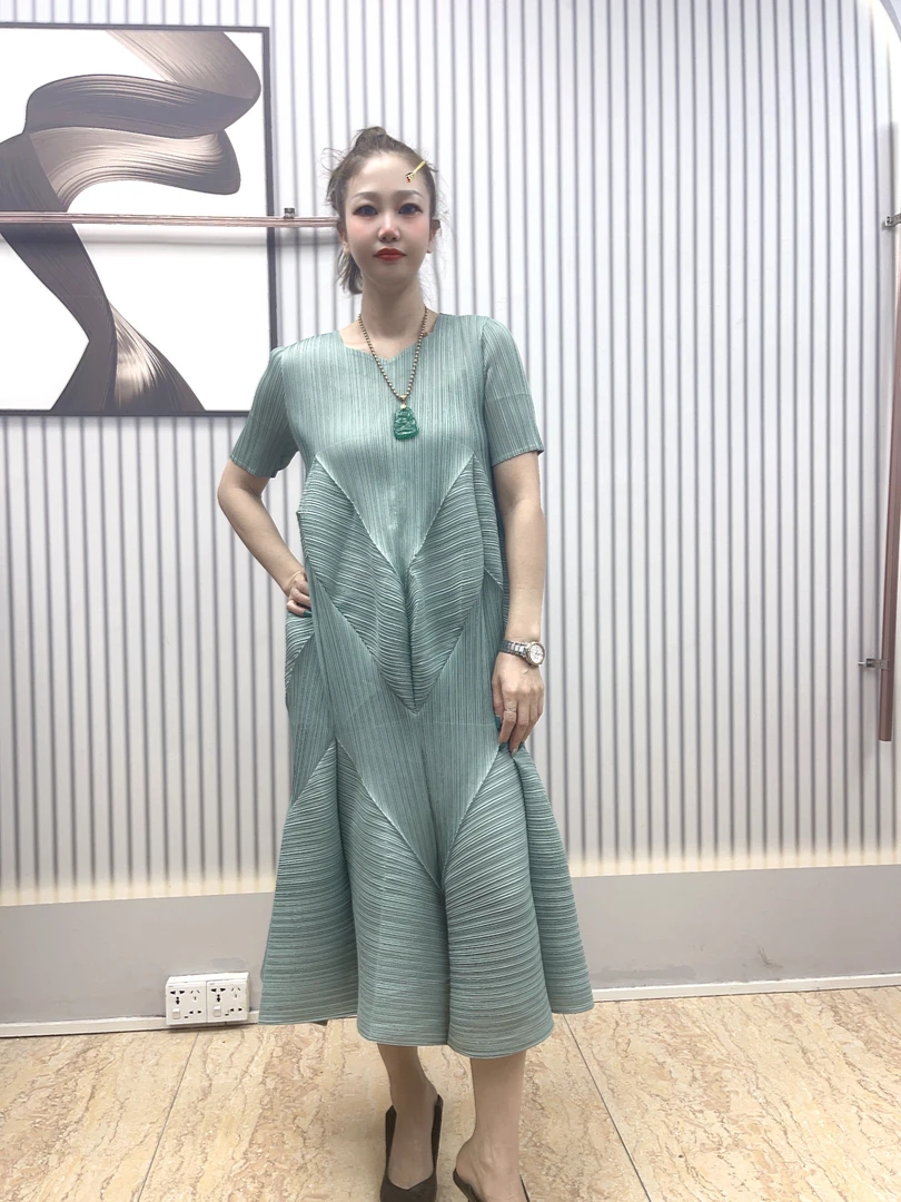 800-899【三宅褶皱时代】伊人婕服饰