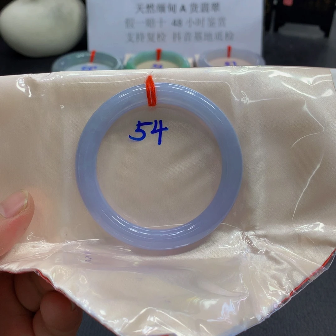 未镶嵌手镯翡翠糖*?翡翠手镯