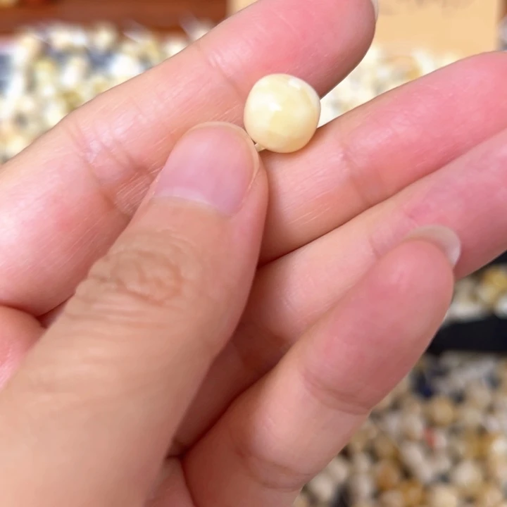 裸石蜜蜡未镶嵌9.4mm一个