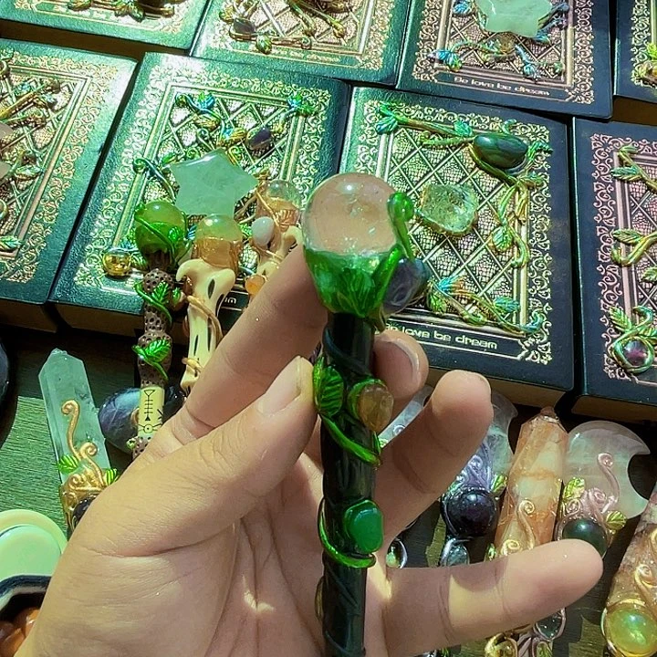 时***鳍水晶摆件未镶嵌水晶