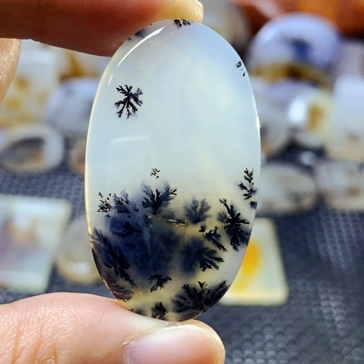 玛瑙/玉髓未镶嵌珠宝半成品