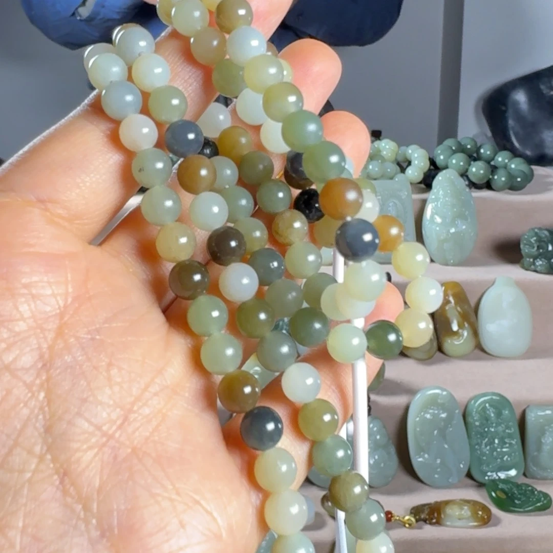 和田玉颈饰未镶嵌化****服