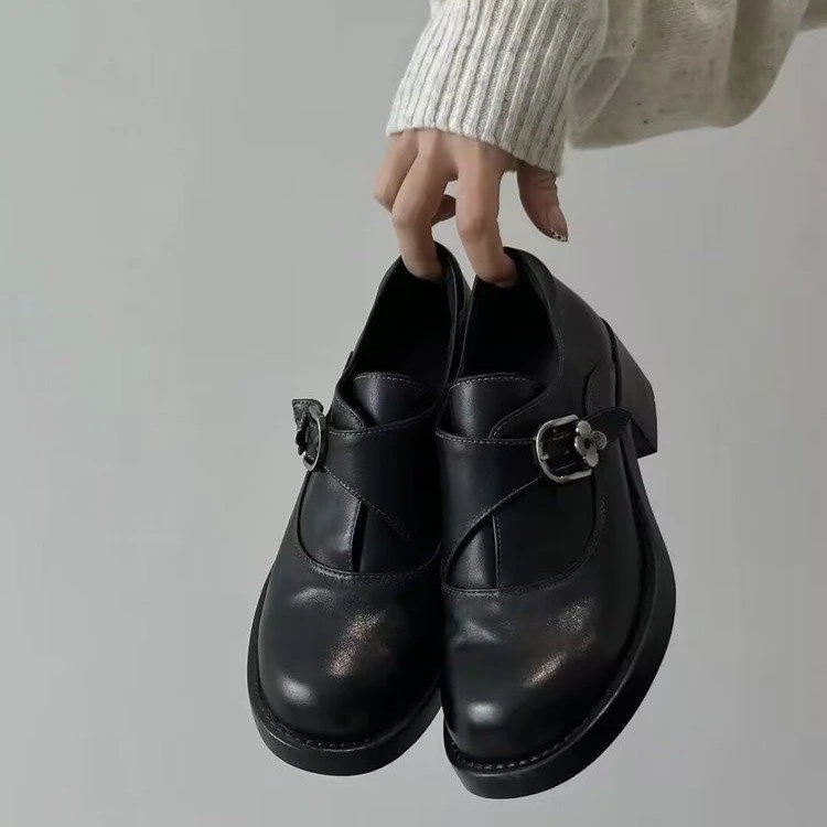 复古圆头增高乐福鞋粗跟2025秋新款ins潮百搭山茶花一字扣单鞋女