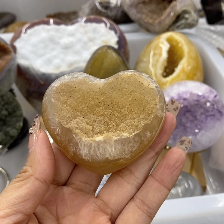 紫晶未镶嵌珠宝半成品11