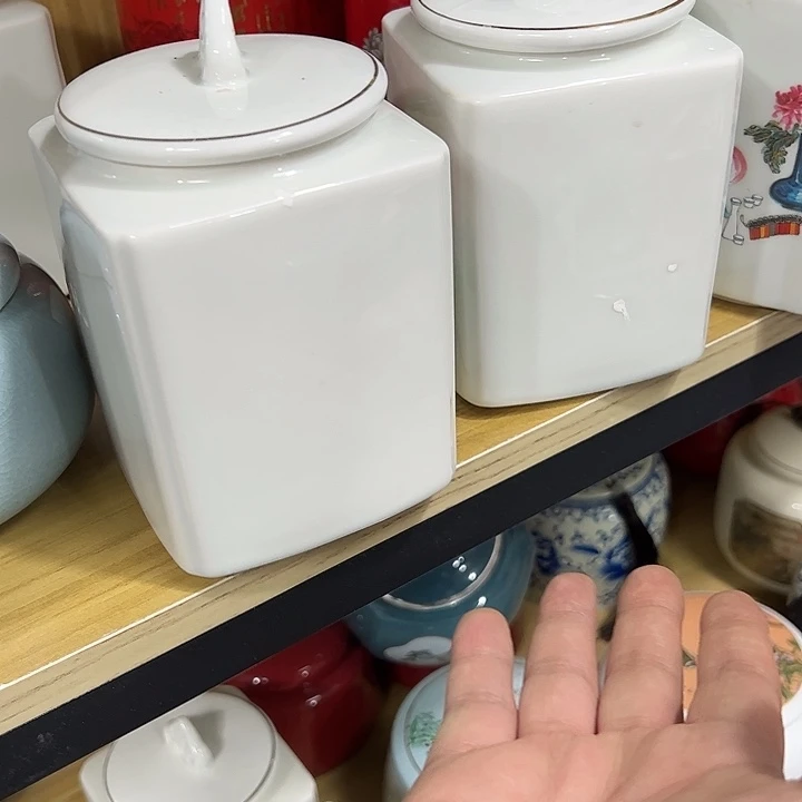 茶叶罐陶瓷家用储物罐瑕疵品介意勿拍