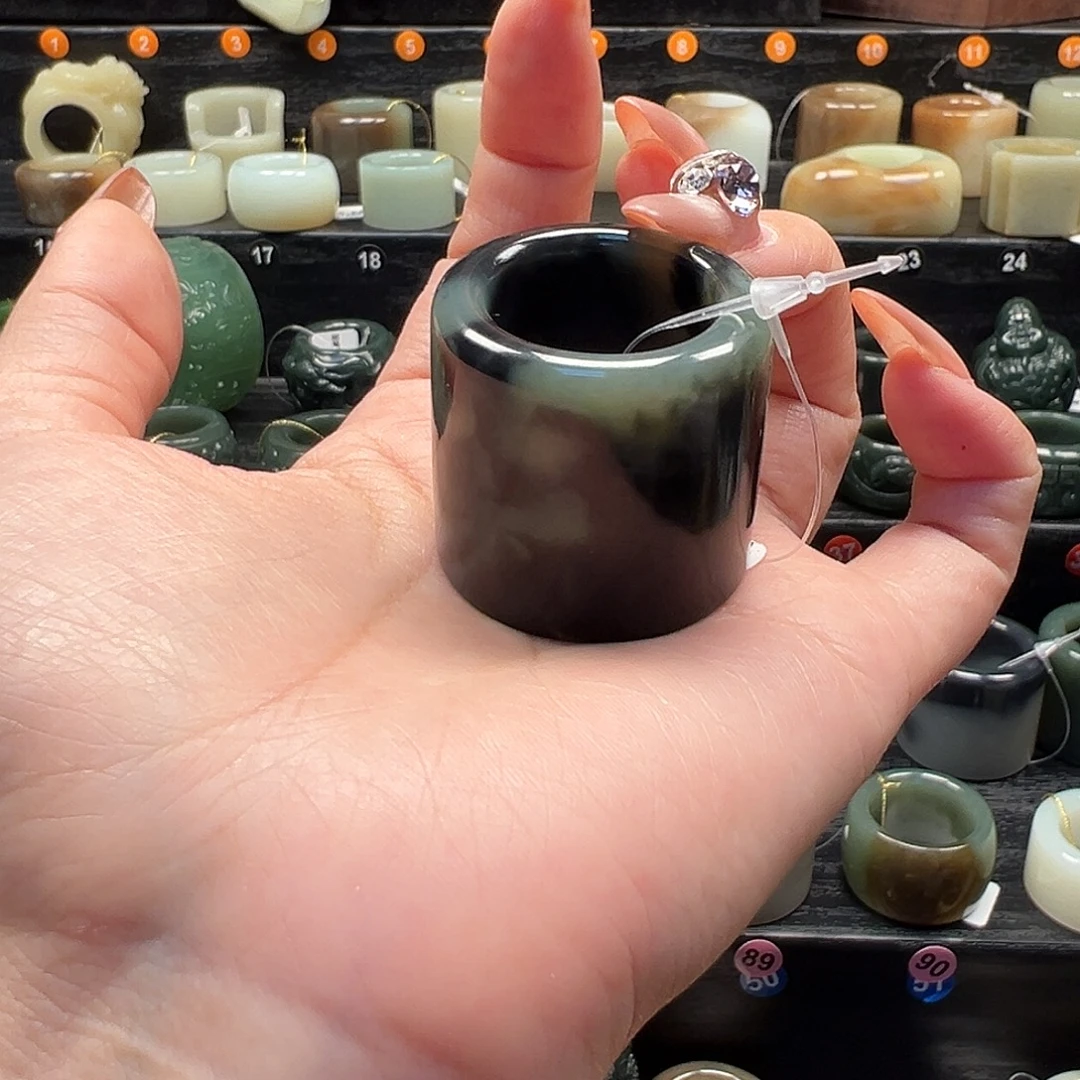 诗***居和田玉未镶嵌戒指内径22