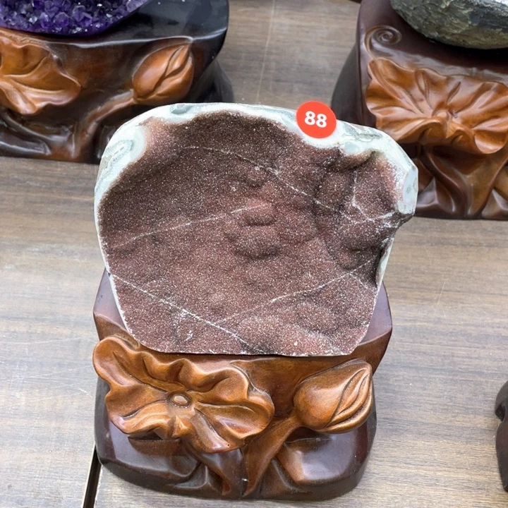 水晶摆件未镶嵌捡漏