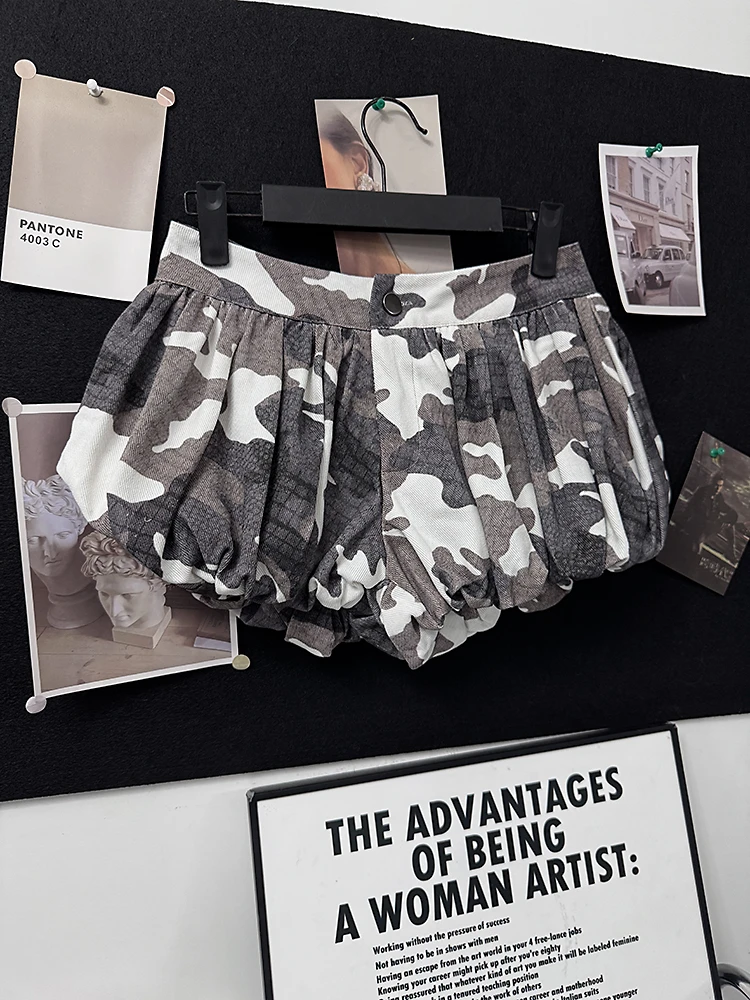 奶酷墨莉 朋克辣妹牛奶花苞休闲短裤女2025夏季新款百搭显瘦裤子