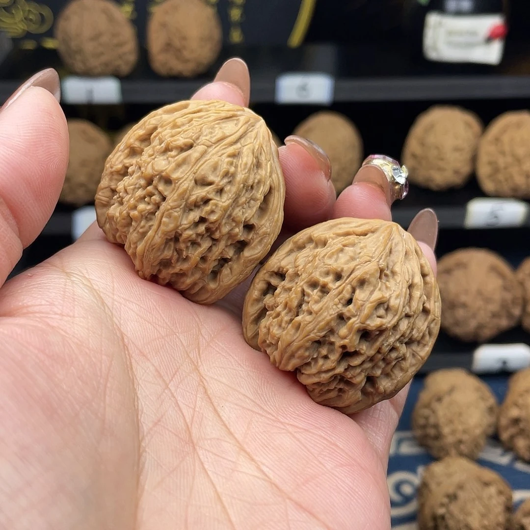 文玩核桃吊坠秋****叶涿鹿南疆