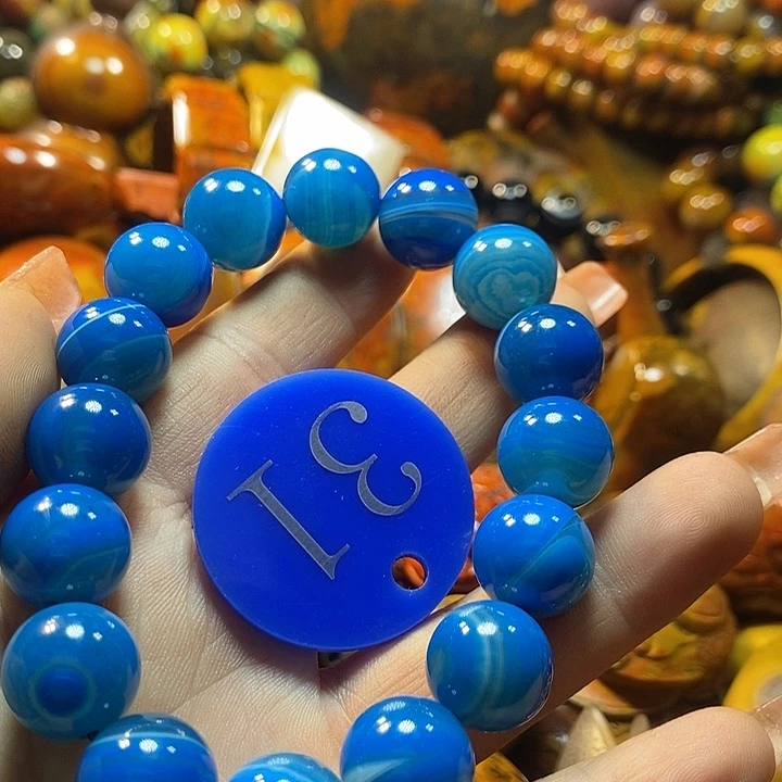 玉***曦玛瑙/玉髓未镶嵌手链