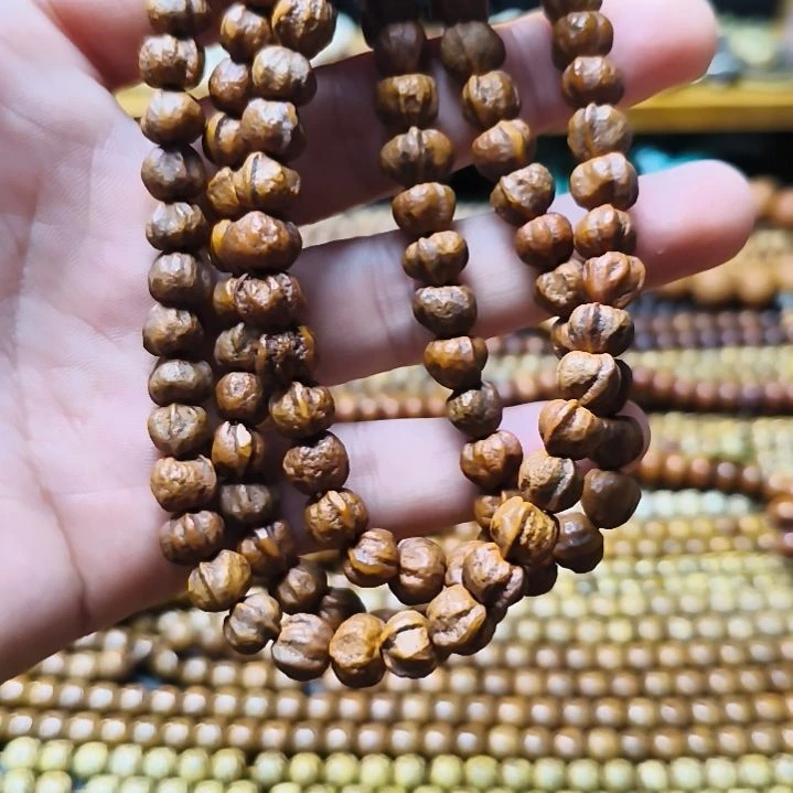 吊坠星月菩提一样一样