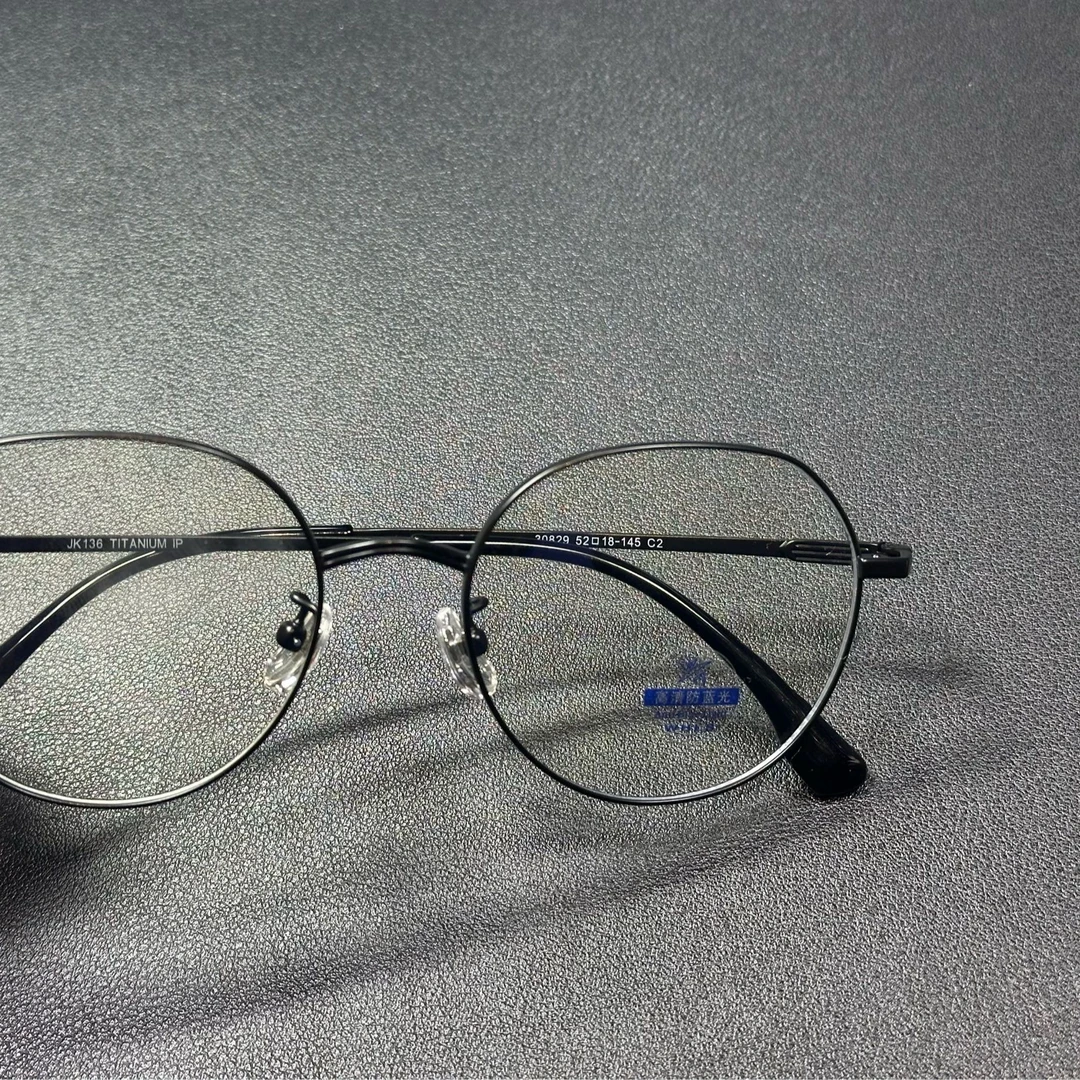 【休闲时尚】纯钛高颜值年轻大方国潮网红款圆形全框眼镜框30829