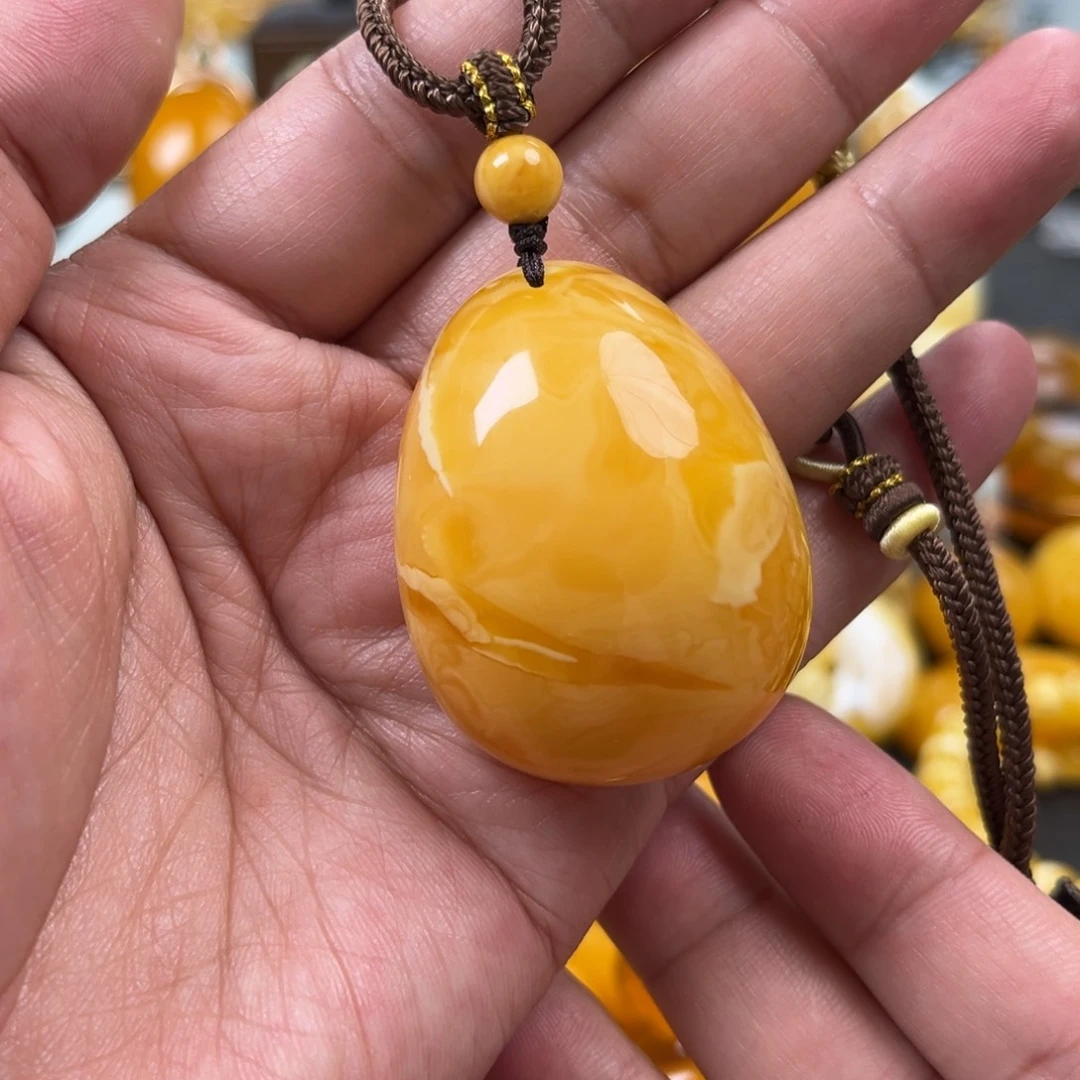 蜜蜡18K金镶嵌珠宝奇石