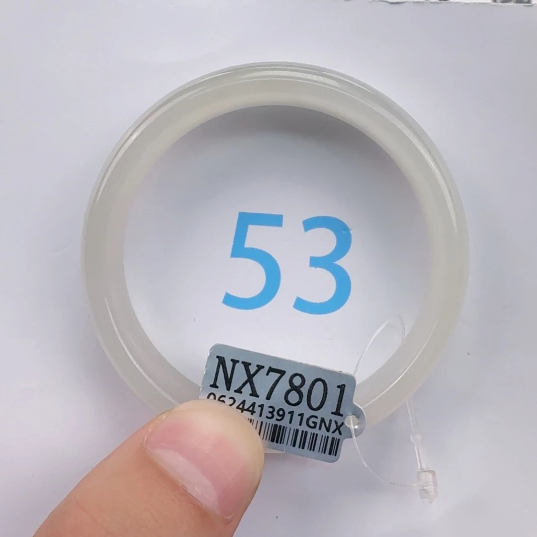 五****和田玉未镶嵌手镯