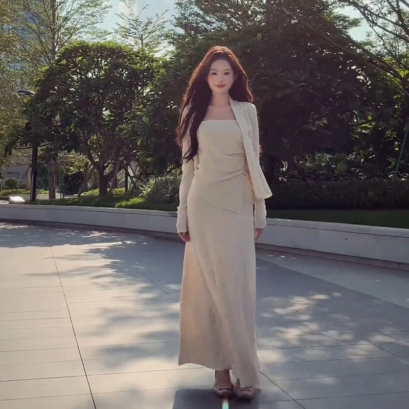 2025早秋新款法式气质宽松针织开衫内搭吊带中长款高腰显瘦半身裙