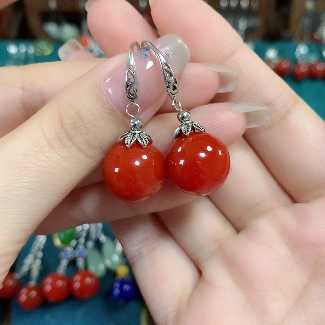 玛瑙/玉髓耳饰银S925镶嵌卡14左右（锦红色）