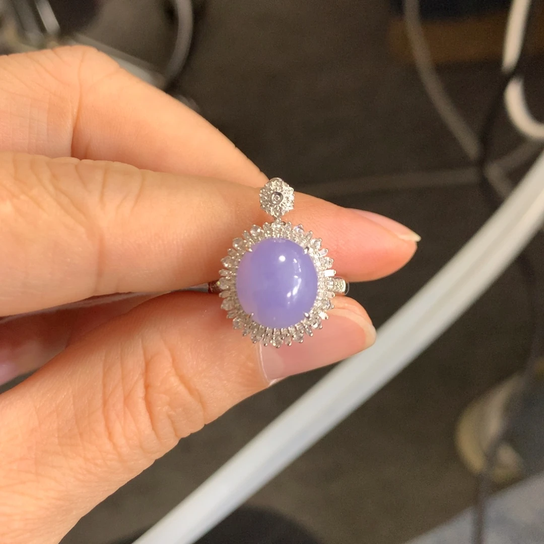 翡翠戒指18K金镶嵌翡翠