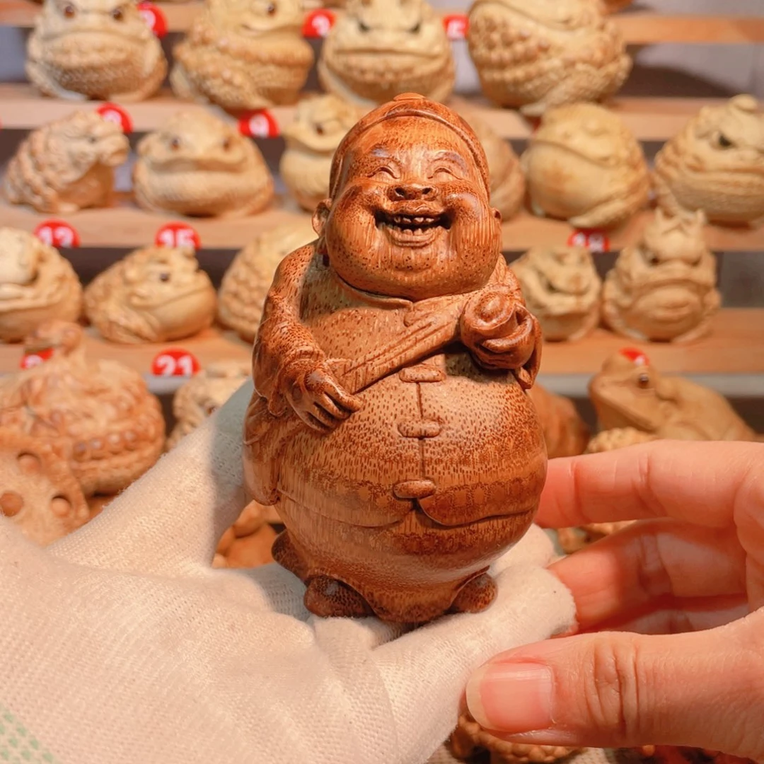 述*竹根雕老料地主手把件