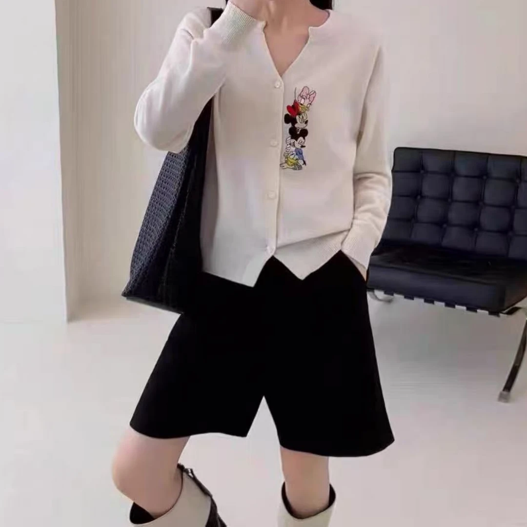 Z.X  卡通贴标刺绣V领毛衣开衫  841（C4↓）