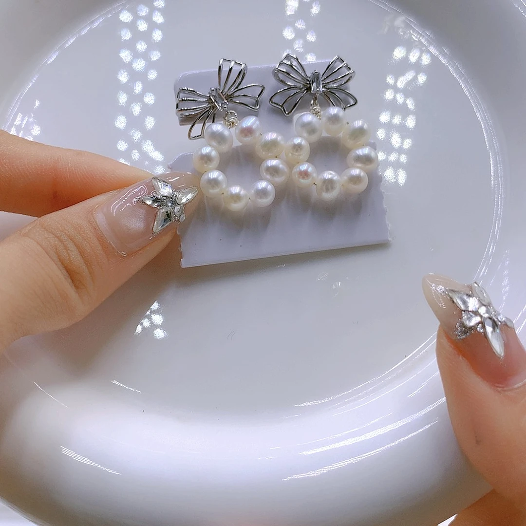 银S925镶嵌耳饰淡水珍珠