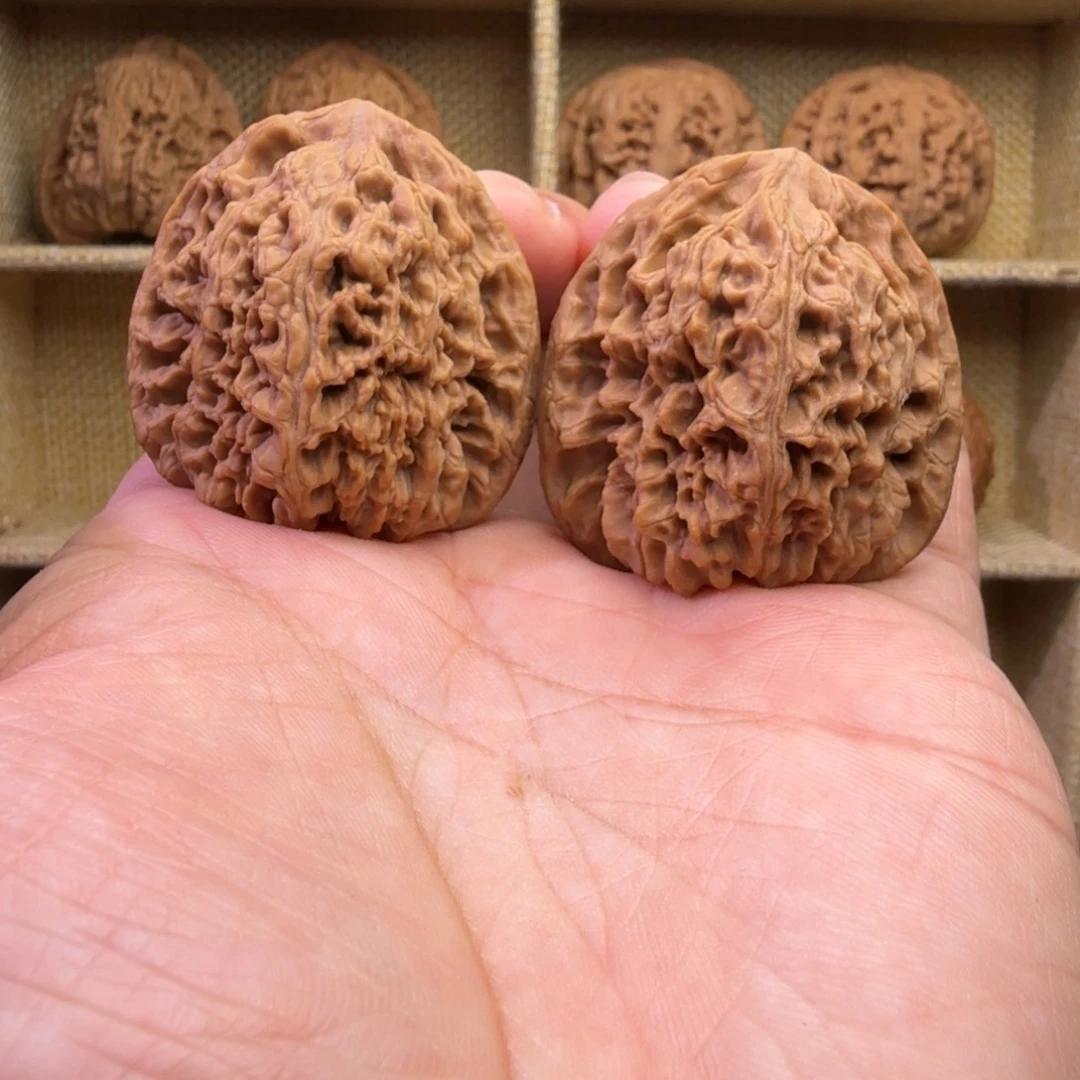 文玩核桃吊坠文玩核桃点黄南疆38