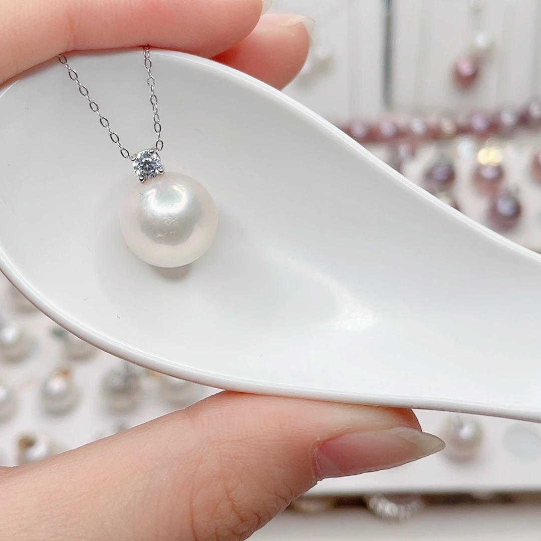 淡水珍珠吊坠(赠链)银S925镶嵌