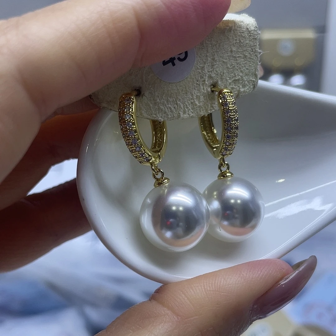 淡水珍珠银S925镶嵌耳饰