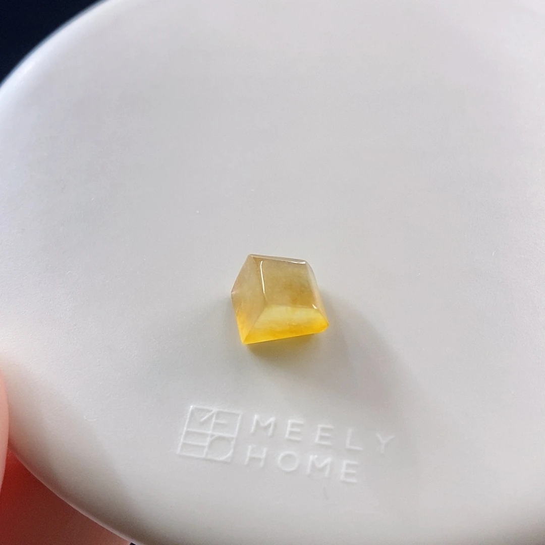 裸石翡翠黄翡随形