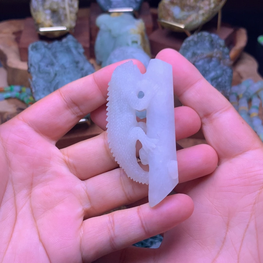 定制翡翠未镶嵌翡翠