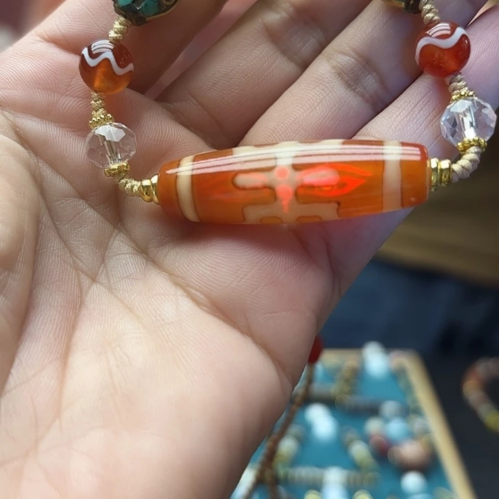 玛瑙/玉髓颈饰合金