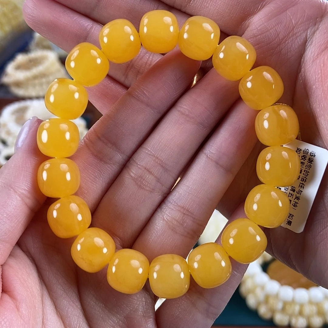 琥珀未镶嵌珠宝奇石12 18.85 鸡油红同料