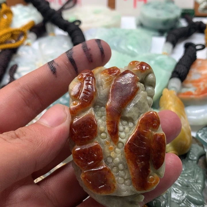 颈饰未镶嵌翡翠保真天然a货翡翠
