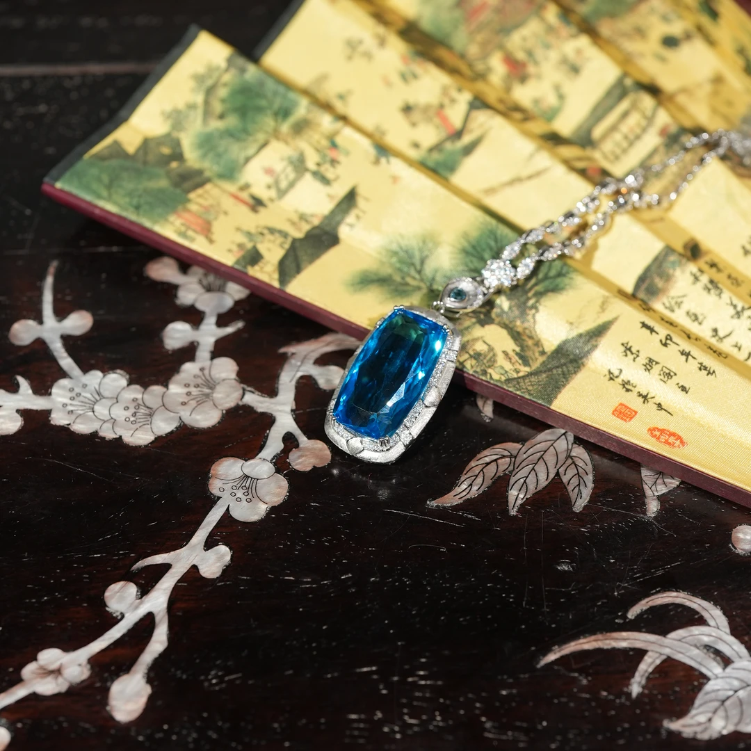 1.12香港王老板-托帕石吊坠5d46