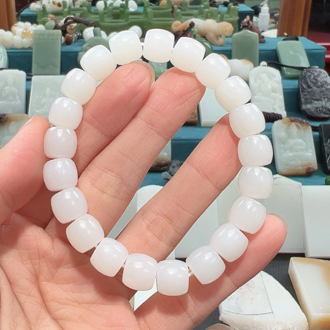 定制和田玉吊坠未镶嵌?