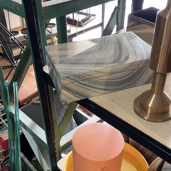 放****翔陶瓷花瓶，仿真绿植。