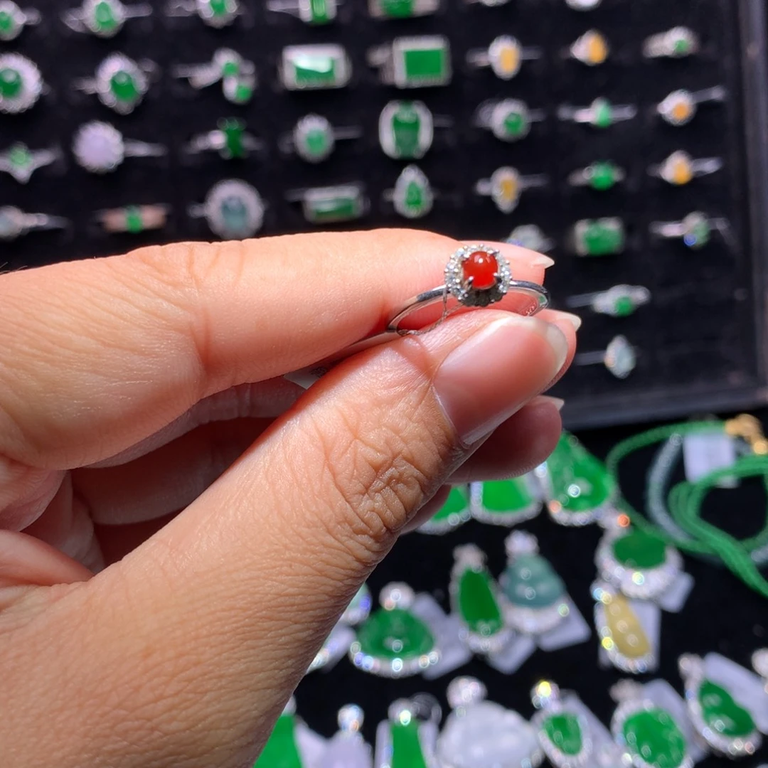 翡翠银S925镶嵌颈饰翡翠