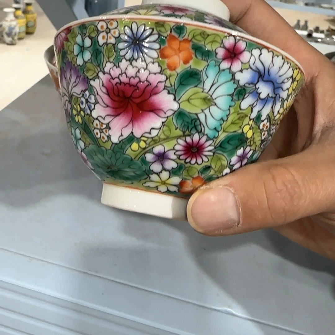 瓷片瓷器和陶瓷艺术作品展览