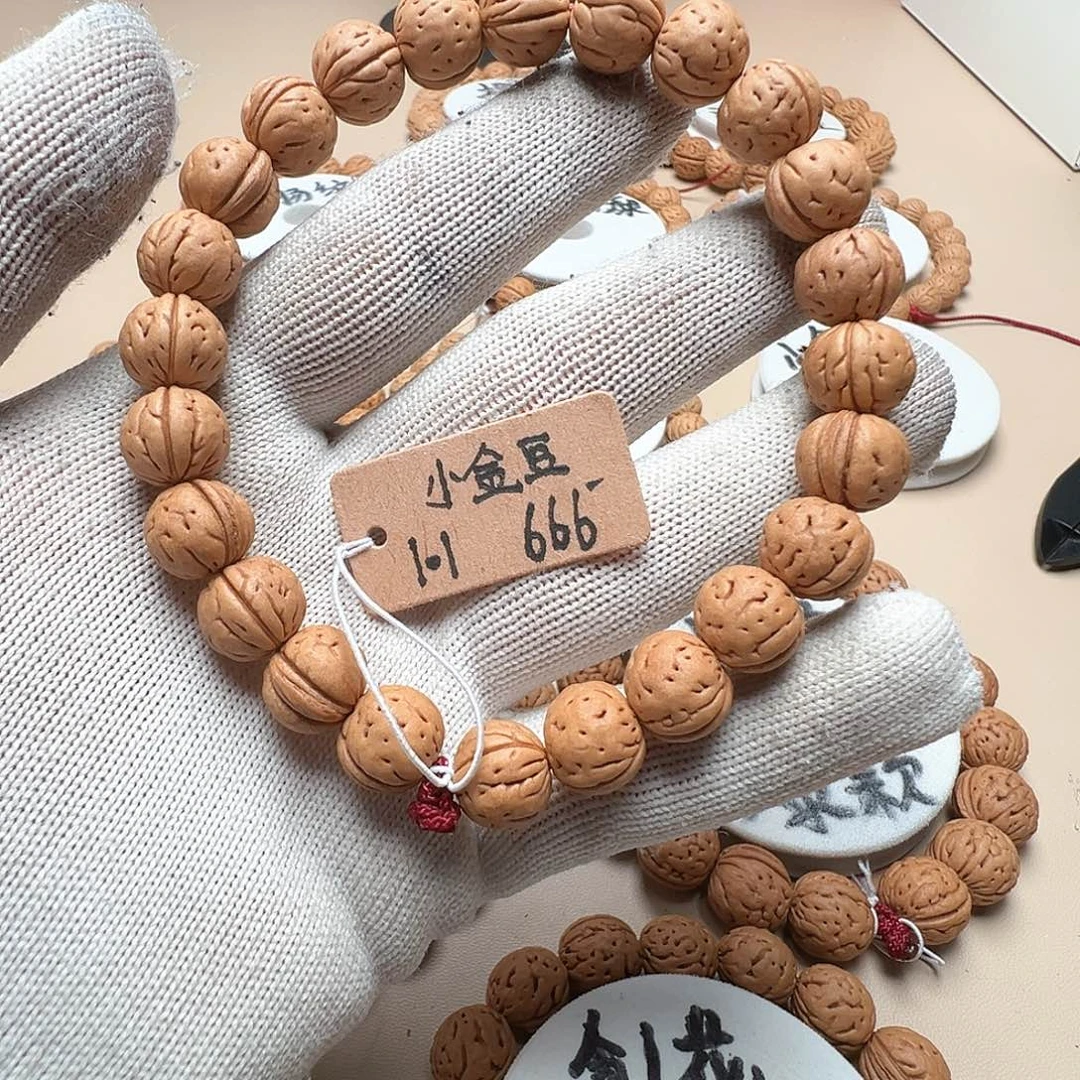 飞***刀手串桃核1.1小金豆精品