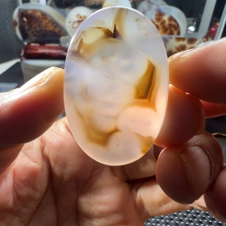 未镶嵌玛瑙/玉髓珠宝奇石