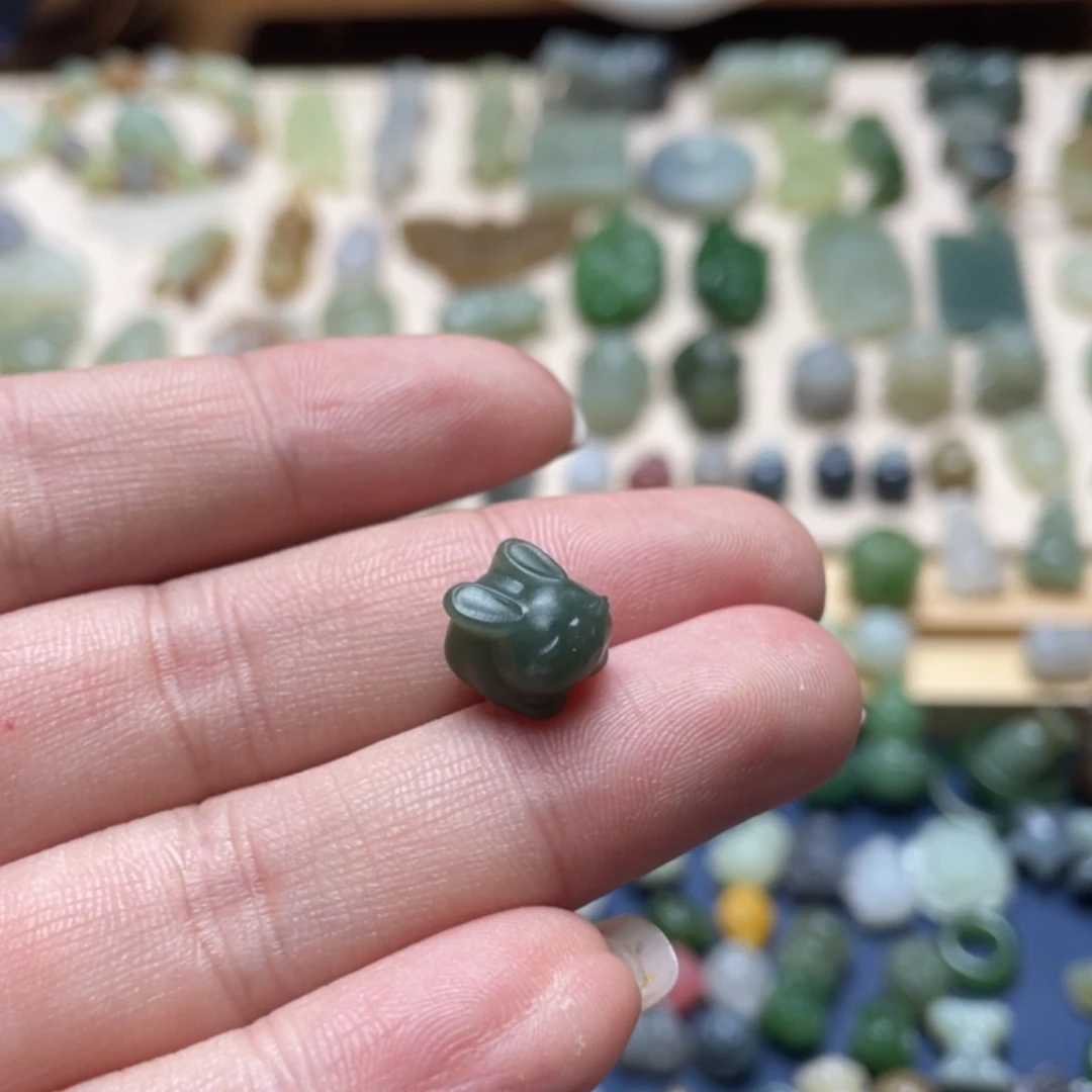 和田玉未镶嵌吊坠(不含链)