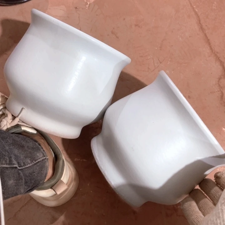 紫砂花盆口径20高度18两只正品