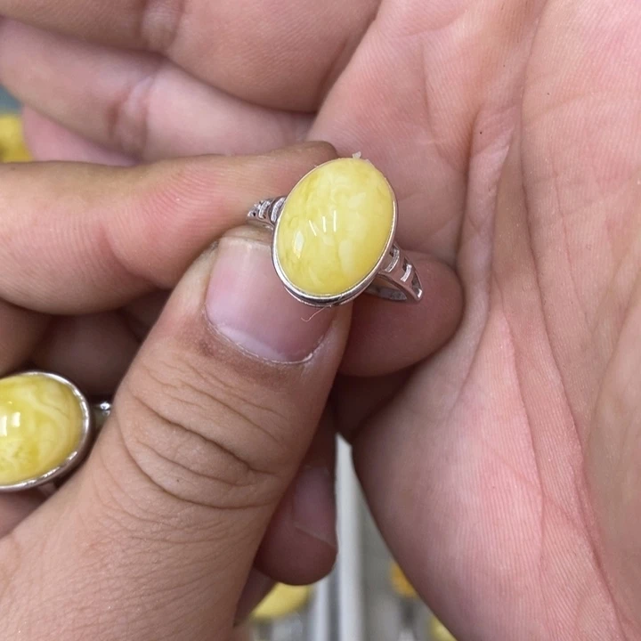 蜜蜡银S925镶嵌裸石戒指